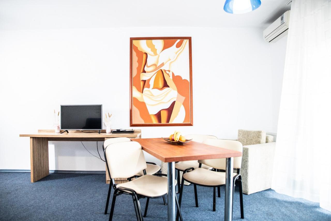 Club Onix Apartments Нептун Екстер'єр фото