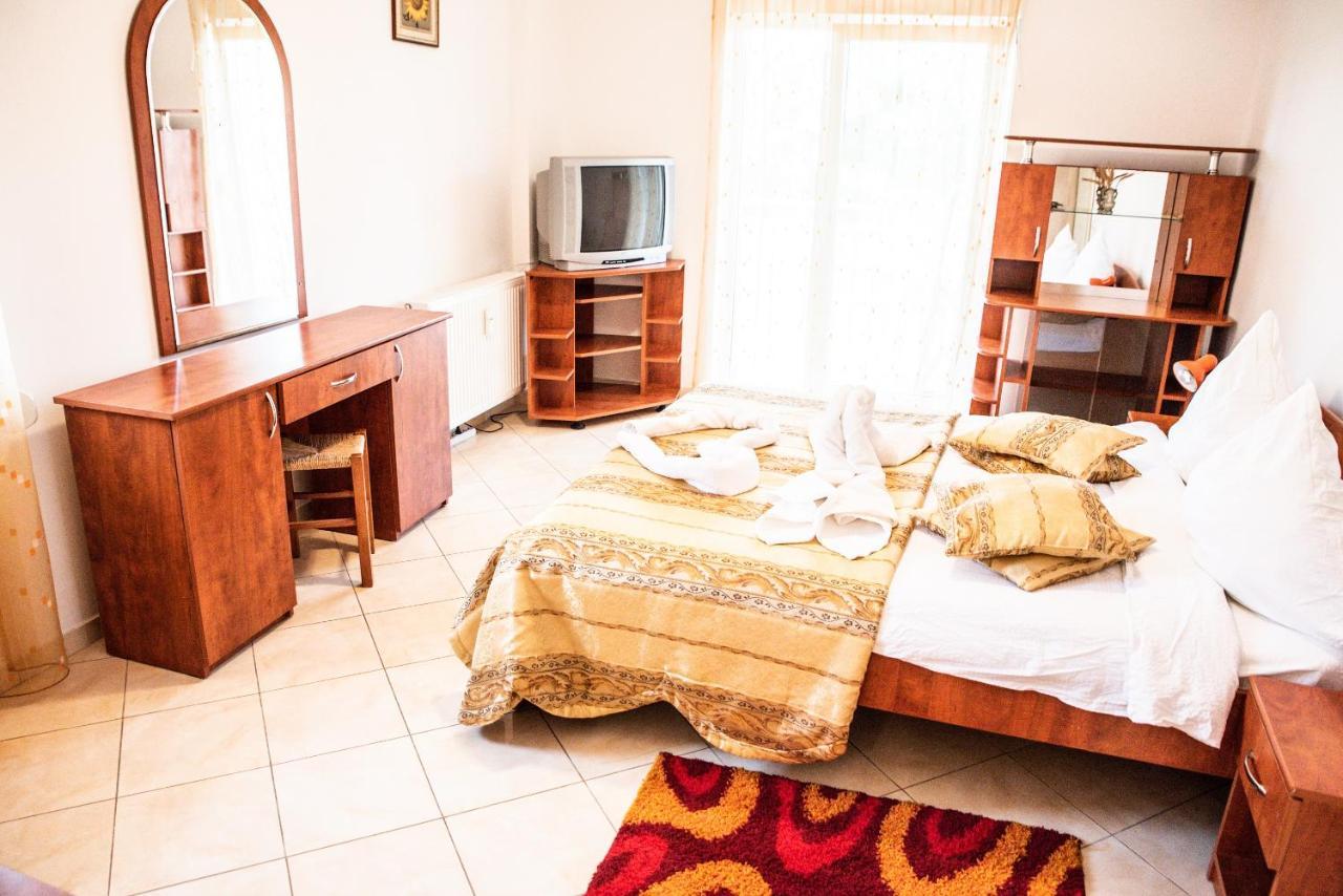 Club Onix Apartments Нептун Екстер'єр фото